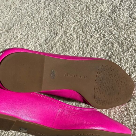 Gianni Bini Hot Pink Flats - Picture 3 of 4
